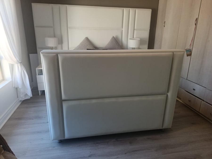 4 Bedroom Property for Sale in Hillcrest Northern Cape